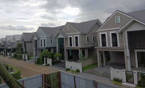 รับเหมาต่อเติม โครงหลังคาเหล็ก นนทบุรี